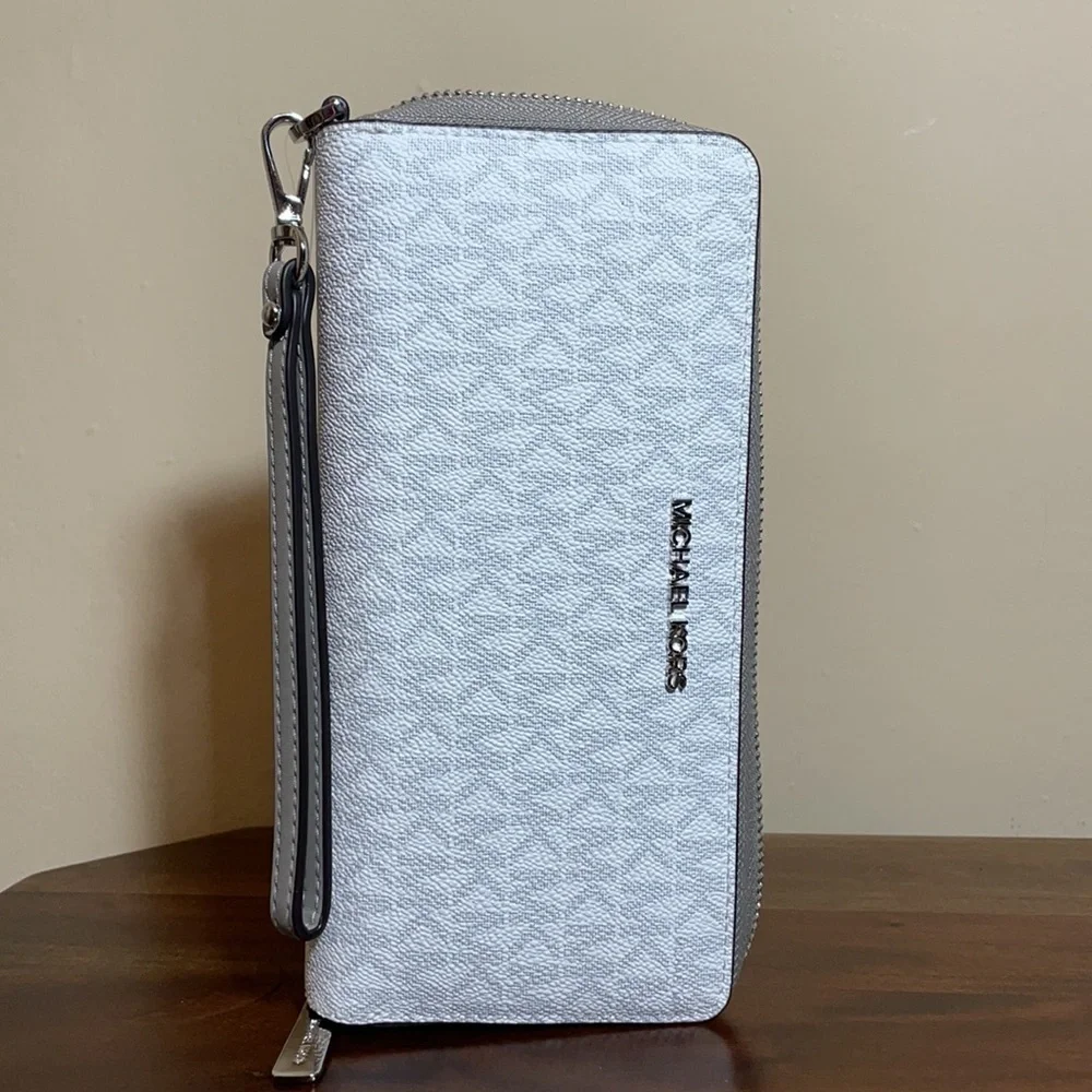 Michael Kors continental wallet large zip around